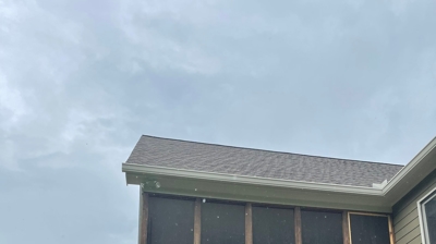 unpainted porch Photo